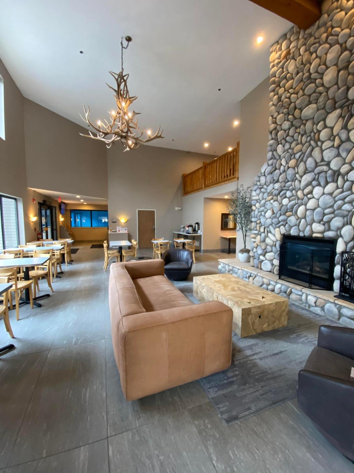 Beachfront Hotel Houghton Lake Exteriör bild