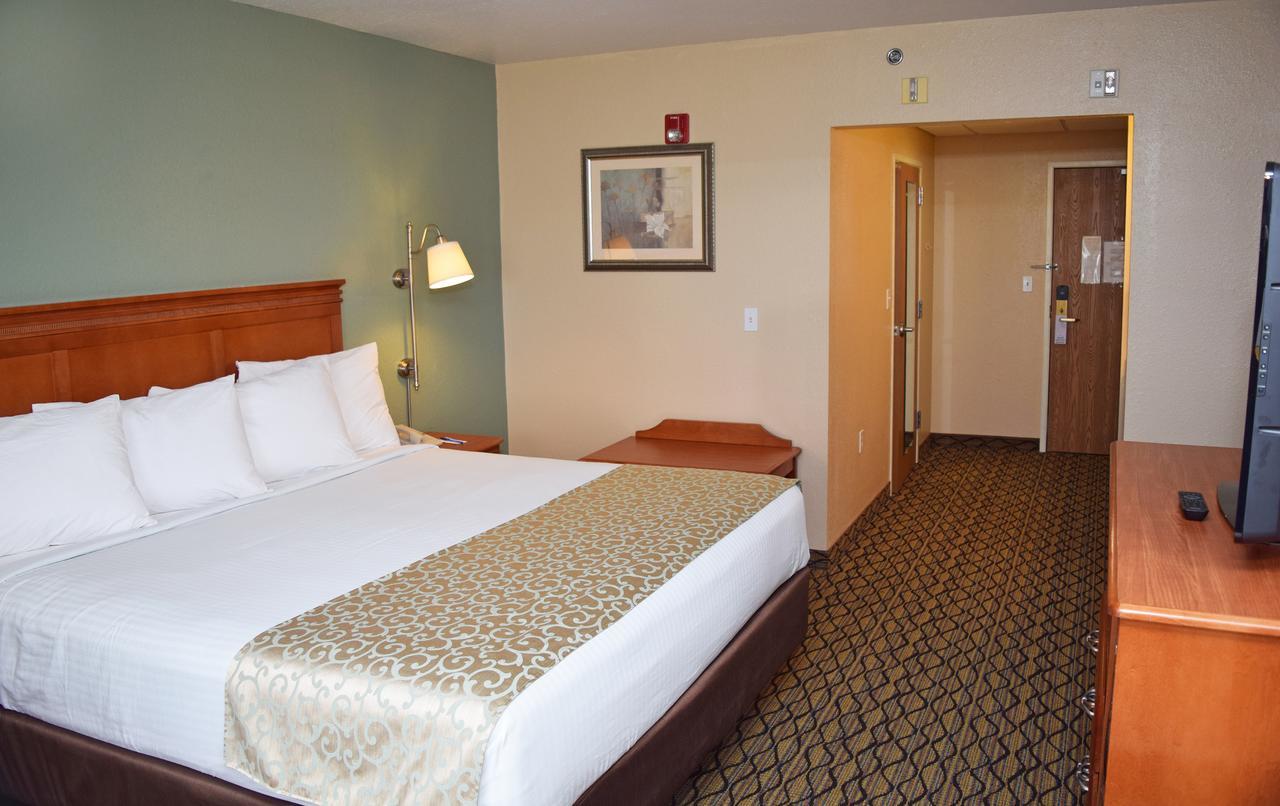 Beachfront Hotel Houghton Lake Exteriör bild